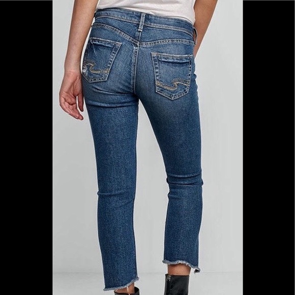 Silver Jean Avery Straight Indigo Crop Jeans 29 - Picture 3 of 8